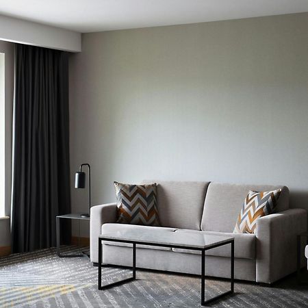 Courtyard By Marriott Tbilisi Hotel Kültér fotó