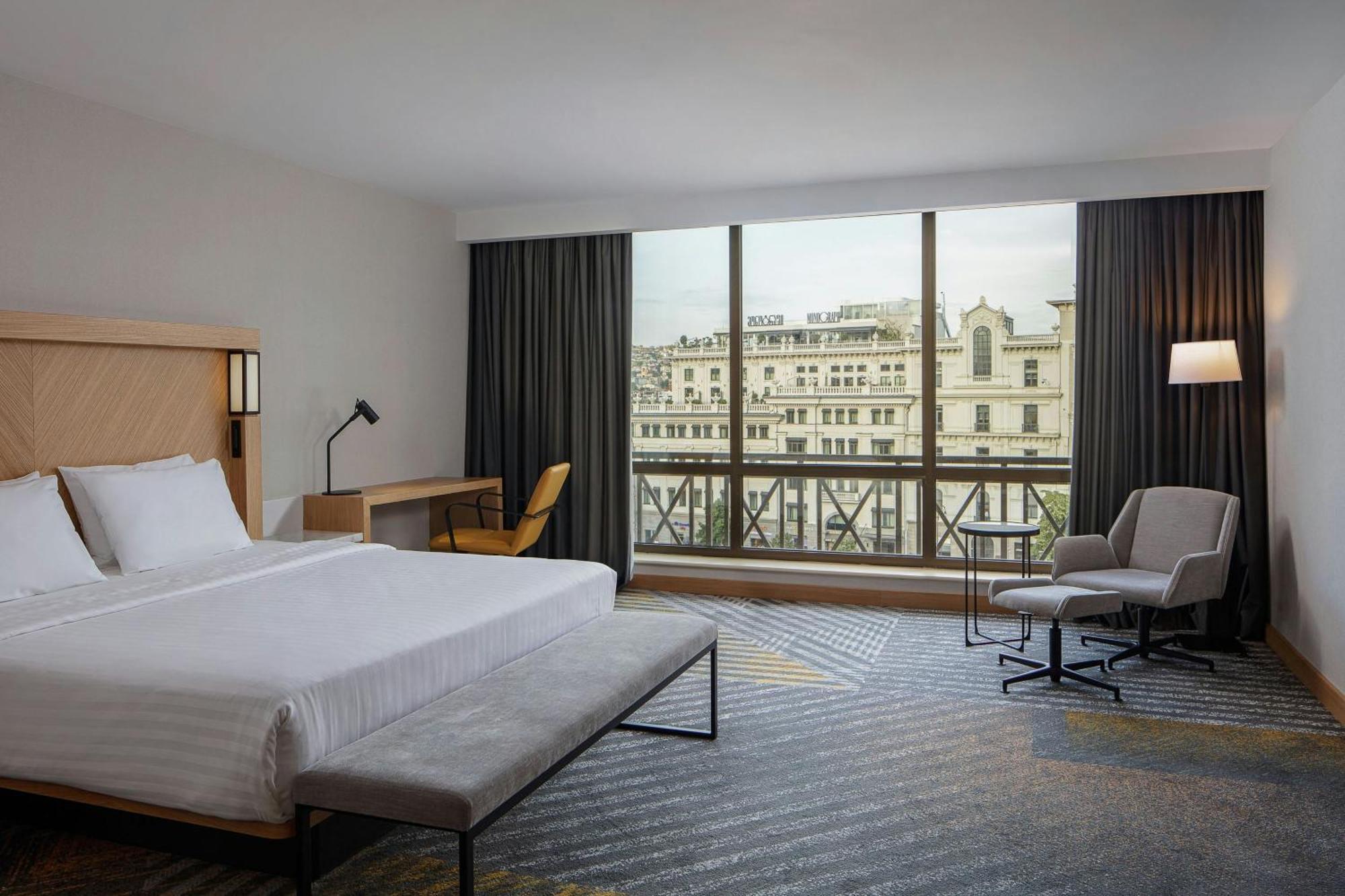 Courtyard By Marriott Tbilisi Hotel Kültér fotó