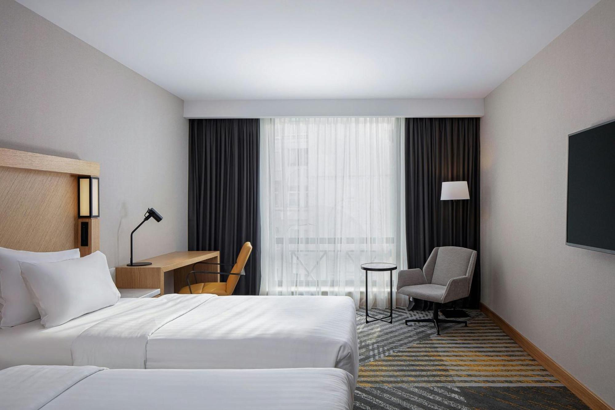 Courtyard By Marriott Tbilisi Hotel Kültér fotó